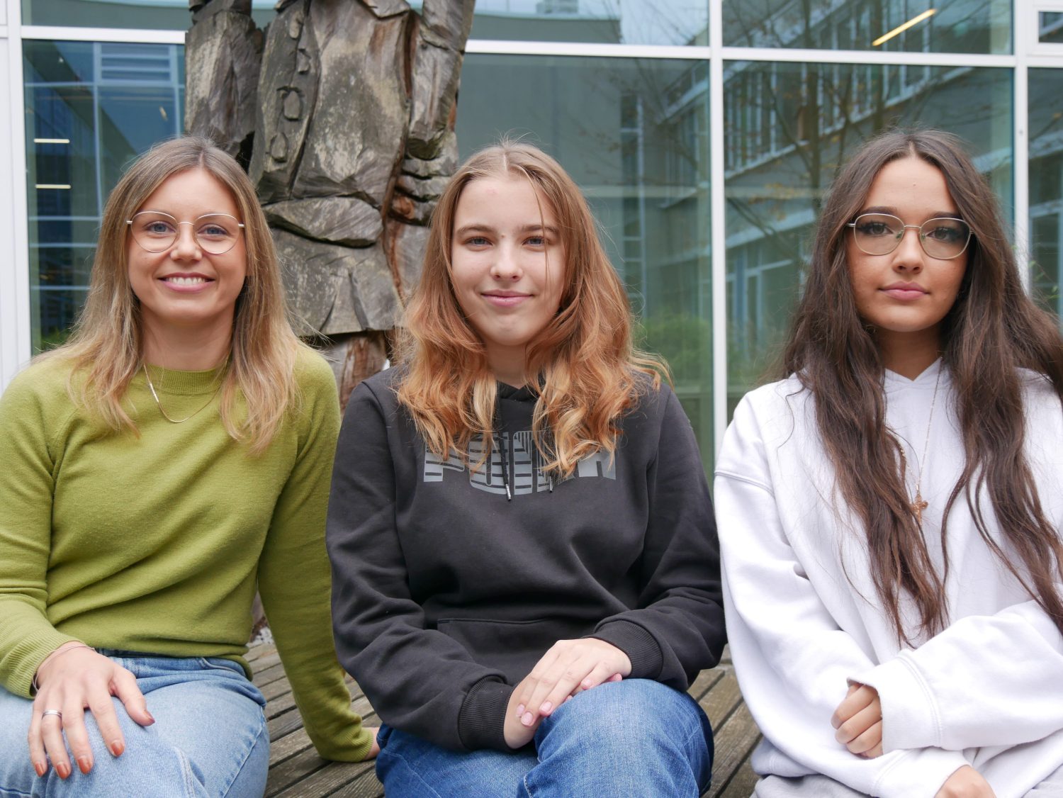 Schülersprecher-Tandem und SMV-Lehrerin Frau Kirsch 